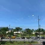 Apartamento Frente Ao Mar Em Santos Com Garagem